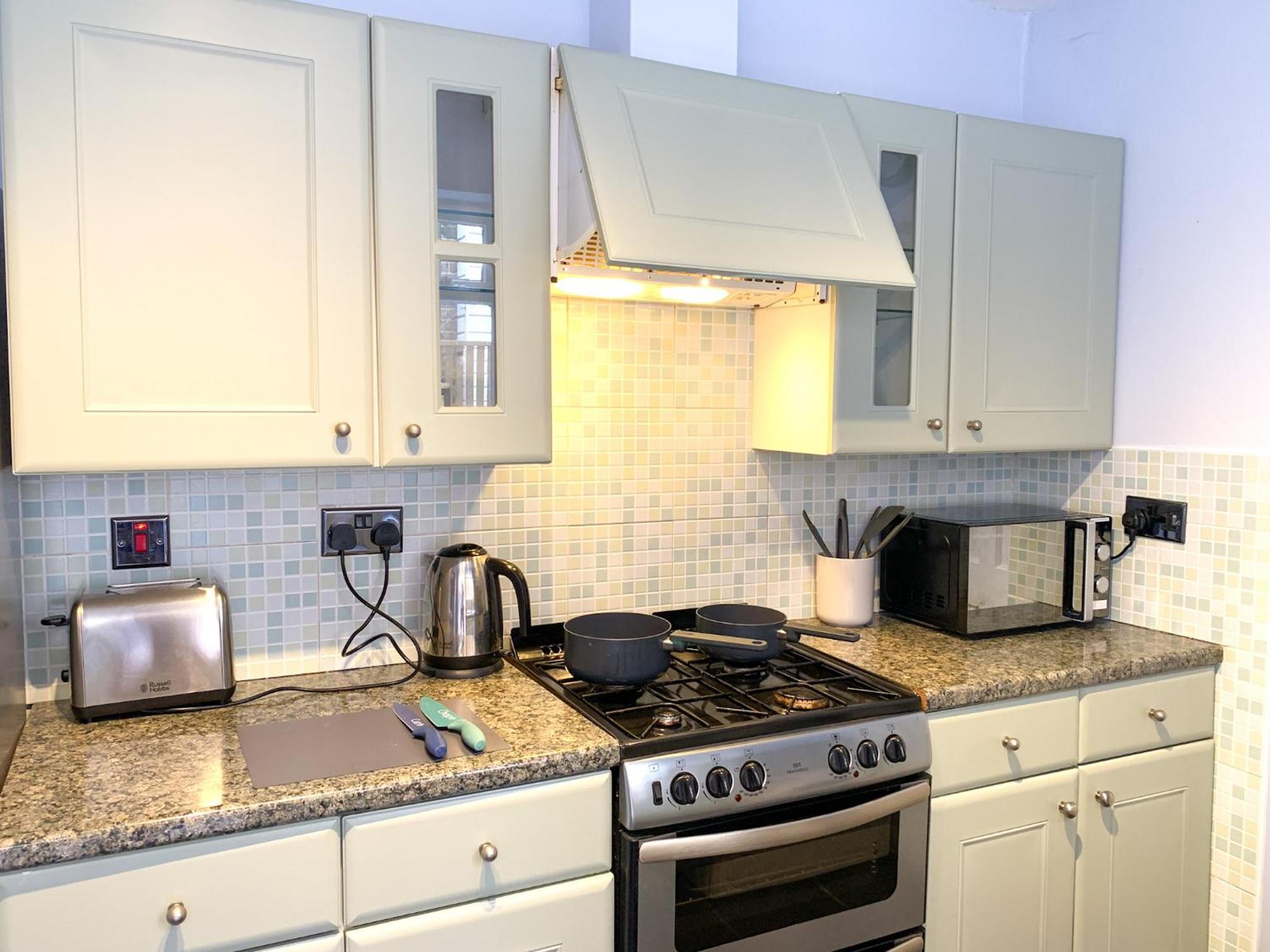 Stylish 3-Bedroom Home In Canterbury City-Centre - Superb Location! Dış mekan fotoğraf